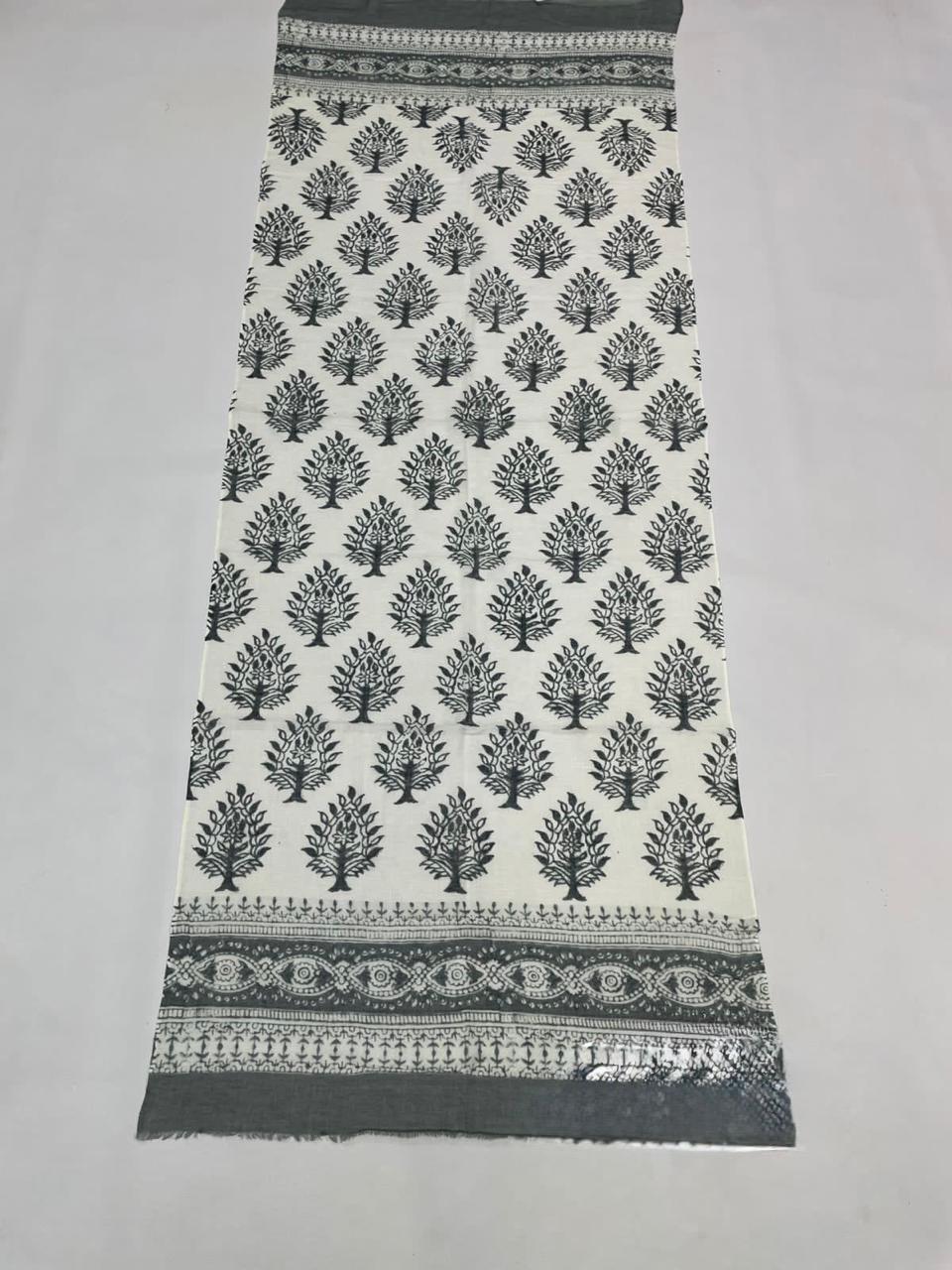 Heritage Tree Print Cotton Scarf | Oversized 100 × 200 cm Monochrome Wrap