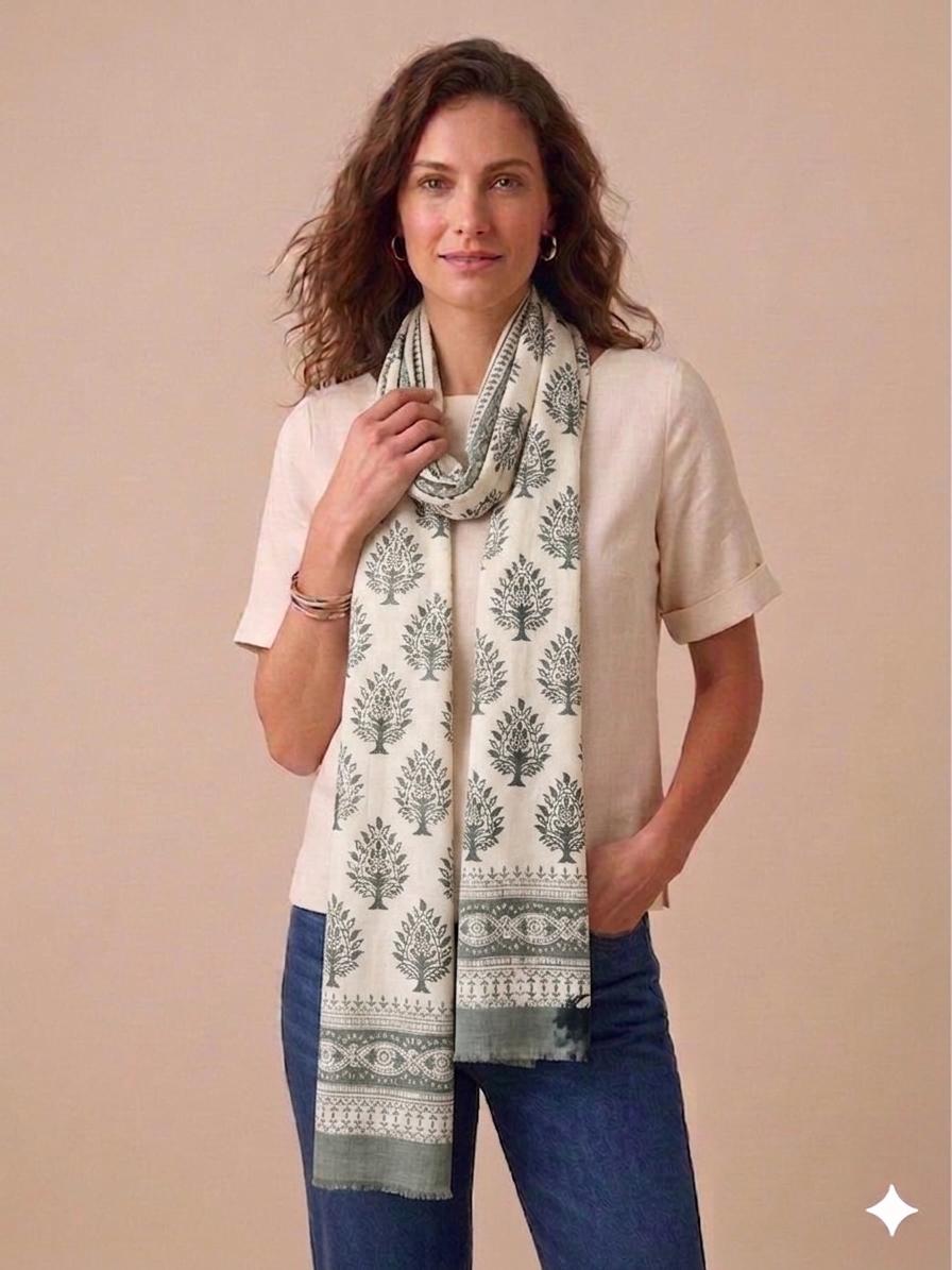 Heritage Tree Print Cotton Scarf | Oversized 100 × 200 cm Monochrome Wrap